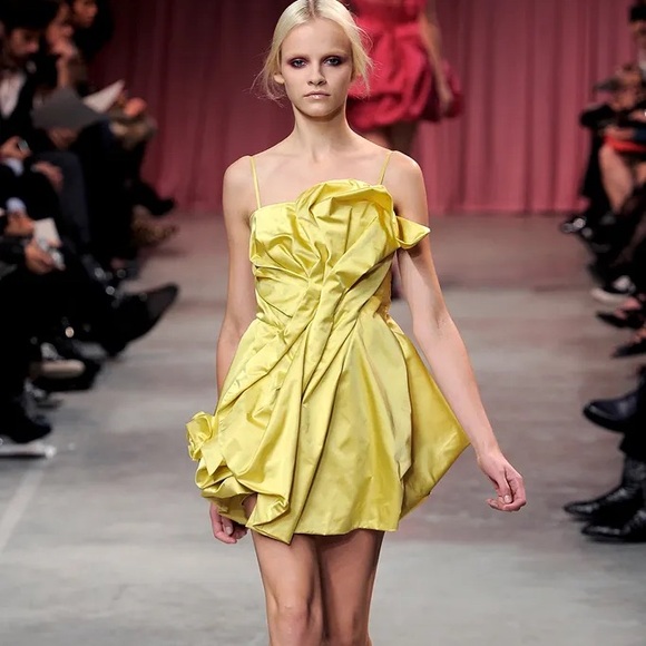 Nina Ricci Y2K Runway Yellow Silk Taffeta Mini Gown Gathered Statement Dress - Picture 1 of 17